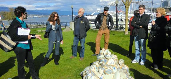 articipants in the 2011 Vancouver Gallery Hop head outdoors to discuss works of public art. Photo: Melanie Parent.