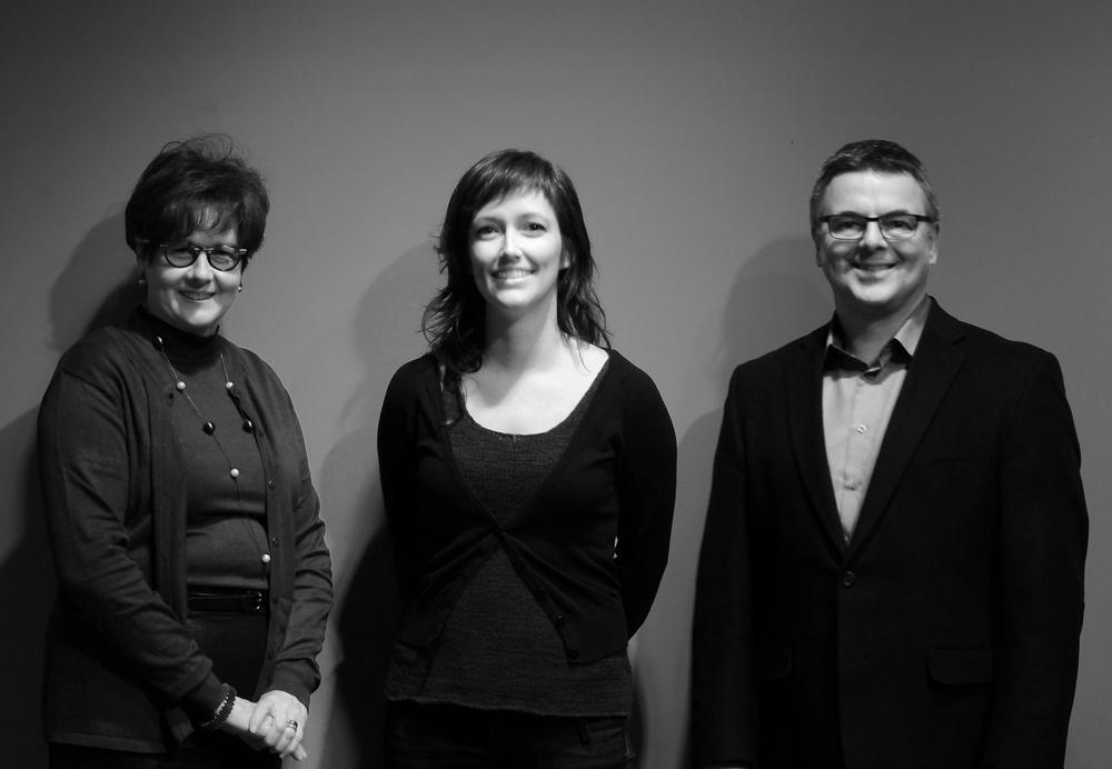 Marie-Eve Beaulieu (centre) with Sylvie and Simon Blais