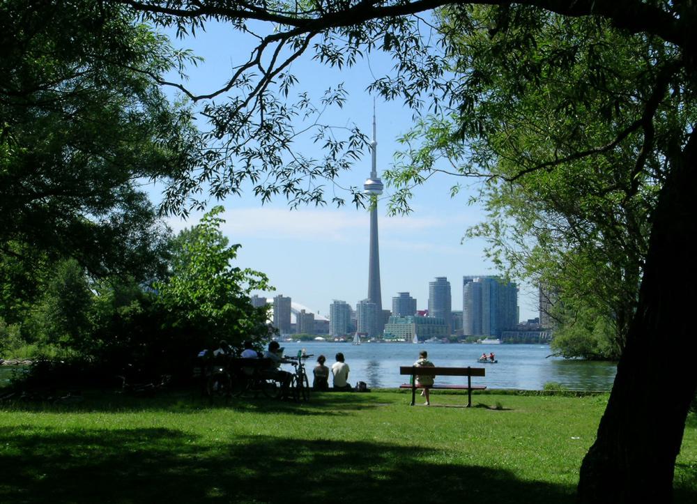 The Toronto skyline as seen from the Toronto Islands / photo via Morguefile