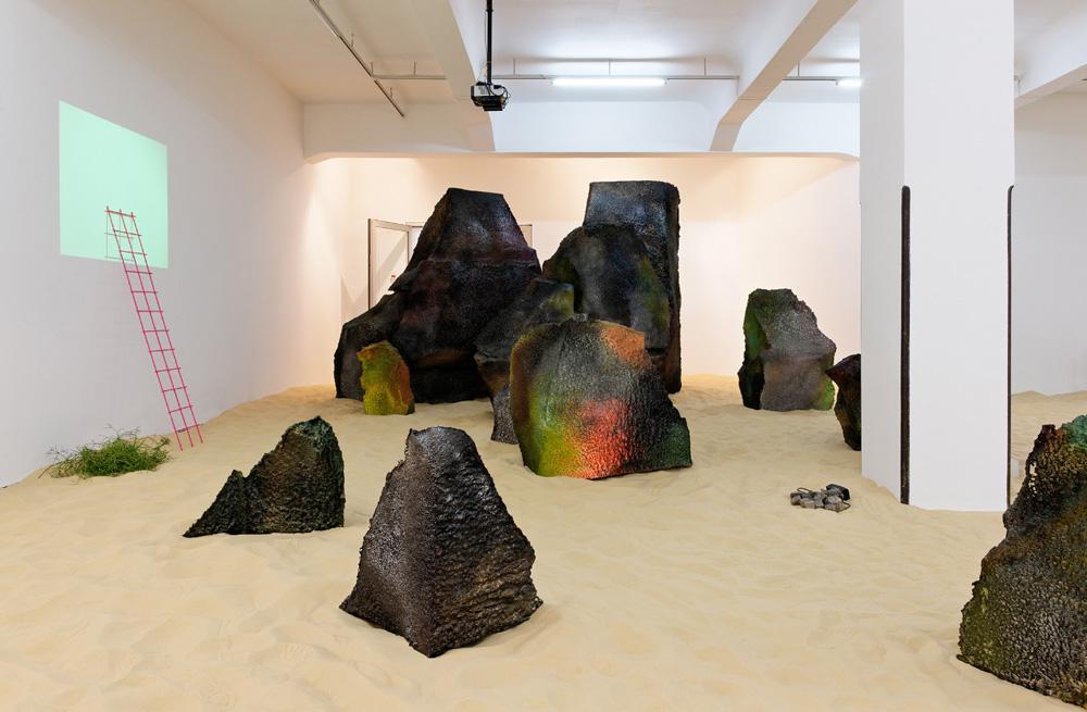Jerszy Seymour “The Universe Wants To Play” 2013 Installation view Courtesy Galerie Crone / photo Marcus Schneider
