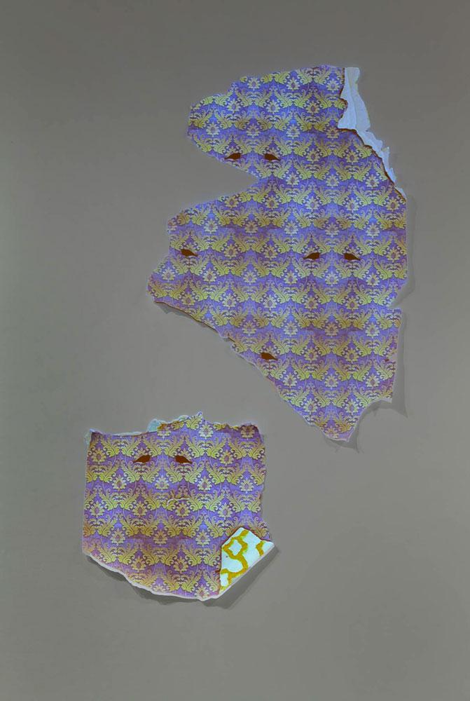 Kevin Yates in collaboration with Robert Yates <em>Bird Wallpaper (Torn)</em> 2013 High-definition video installation with sound, paper 206 x 124.5 x 5 cm  / photo Toni Hafkenscheid