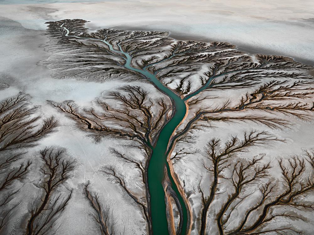 Edward Burtynsky <em>Colorado River Delta #2, Near San Felipe, Baja, Mexico</em> 2011 Digital chromogenic print 1.21 x 1.62 m © Edward Burtynsky Courtesy Nicholas Metivier Gallery