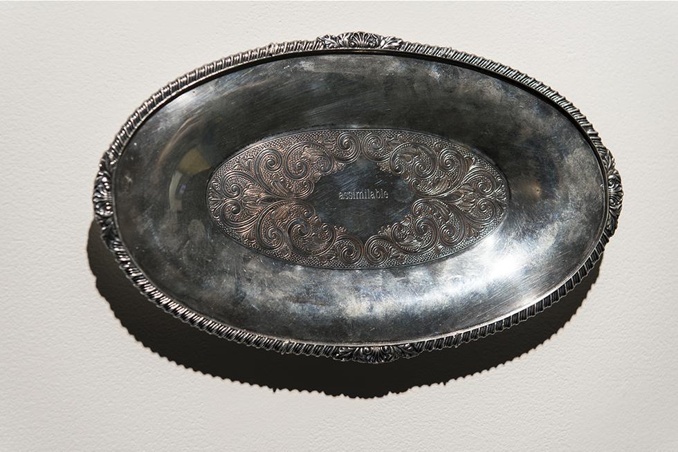 Mathieu Léger, “Sur un plateau d'argent / On a Silver Platter” (detail), 2014. Courtesy the artist and Galerie Sans Nom. 