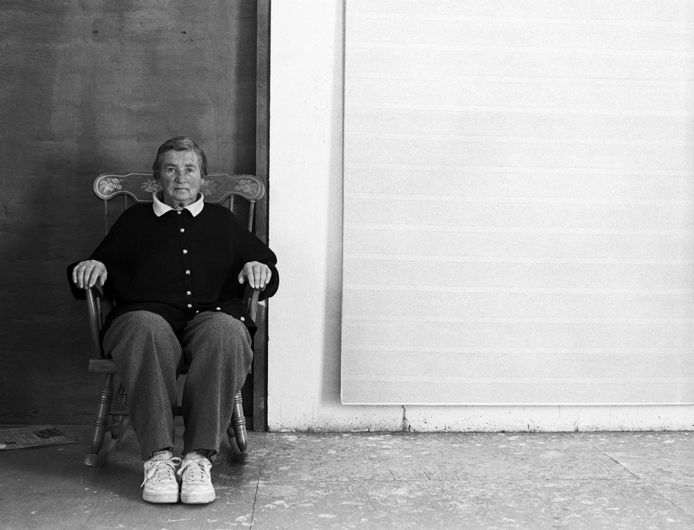Portrait of Agnes Martin by Charles R. Rushton, 1992. © Kunstsammlung Nordrhein-Westfalen, where a retrospective of Martin’s work is on view until March 6, 2016.