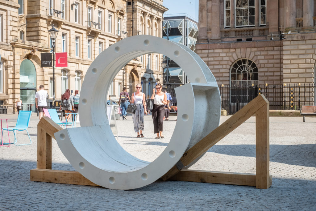 Holly Hendry, <em>Cenotaph</em>, 2018. Installation view at Exchange Flags as part of the 2018 Liverpool Biennial. Photo: Mark McNulty.