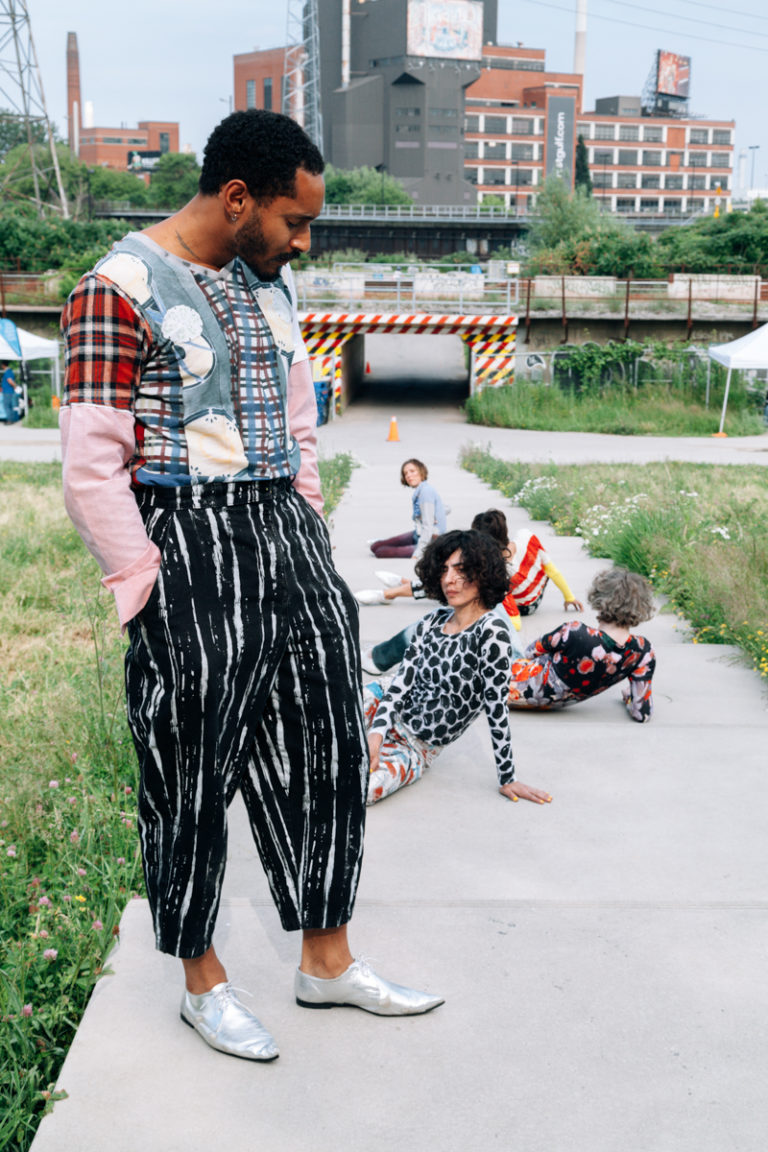 Maria Hassabi, <em>STAGING – undressed</em>, 2017. Performance for Evergreen's Don River
Valley Park Art Program, Toronto; July 7–8, 2017. Performers: Jessie Gold, Hristoula
Harakas, Maria Hassabi, Niall Jones, Mickey Mahar, Paige Martin, Oisín Monaghan.
Photo: Yuula Benivolski