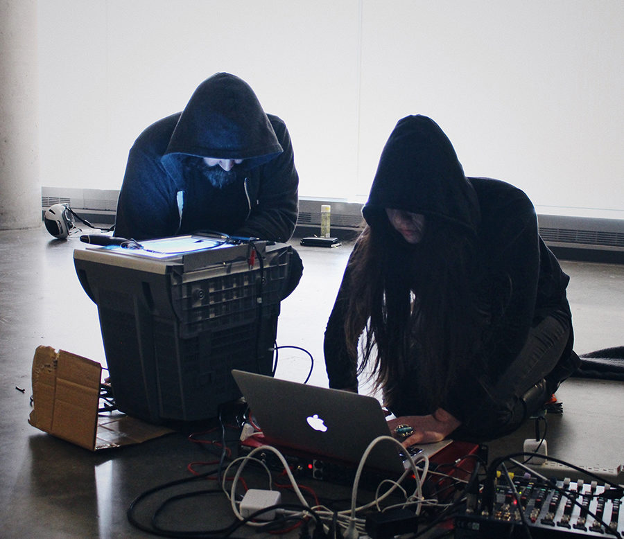 Suzanne Kite and Nathan Young, performance at Concordia University, Montreal.