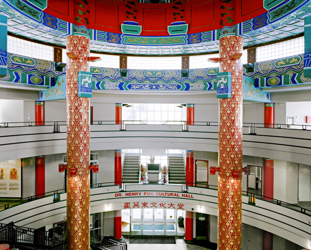 Morris Lum, <em>Calgary Chinese Cultural Centre, Calgary</em>, 2015. Archival pigment print, 101 cm x 1.27 m. Courtesy the artist.