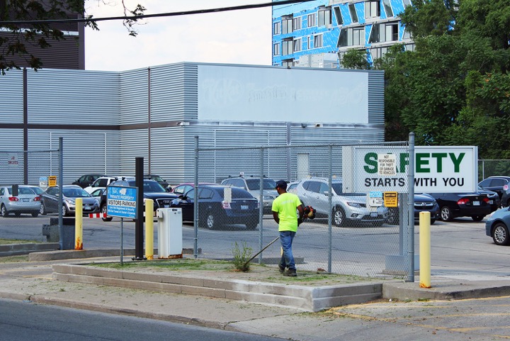 Luis Jacob, <em>'The Weed-whacker’, Sterling Avenue, Toronto</em>, 2018.