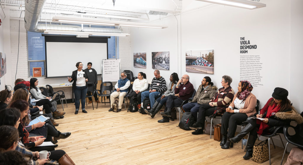 Bridging Experiences workshop lead by facilitators Parul Pandya and Prutha Girme. Photo: Priam Thomas. 