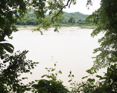 Pao Houa Her, <em>Mekong River</em>, 2017.